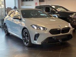 Grigio scuro Usata 2025 BMW 118 M Sport Due volumi | 33.300 € (Buon prezzo)