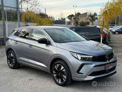 Argento Usata 2022 Opel Grandland X Ultimate SUV | 17.999 € (Buon prezzo)