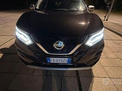 Nero Usata 2019 Nissan Qashqai N-Motion SUV | 18.500 € (Cara)