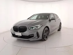 Grigio Usata 2024 BMW 118 M Sport Due volumi | 30.500 € (Super prezzo)