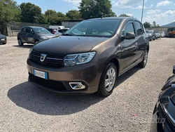 Marrone Usata 2020 Dacia Sandero Due volumi | 9500 € (Buon prezzo)