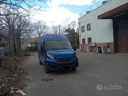 Usata 2022 Iveco Daily Tre volumi | 27.000 € (Buon prezzo)