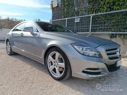 Grigio Usata 2011 Mercedes CLS250 Tre volumi | 12.900 €