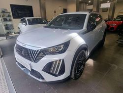 Bianco Usata 2024 Peugeot 2008 Allure SUV | 18.990 € (Buon prezzo)