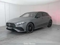 Grigio Nuova 2025 Mercedes A200 Advanced Plus Tre volumi | 40.938 € (Buon prezzo)