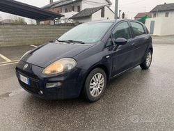 Blu Usata 2015 Fiat Punto Lounge Tre volumi | 3599 € (Super prezzo)