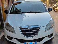 Bianco Usata 2012 Lancia Delta Due volumi | 3250 € (Buon prezzo)