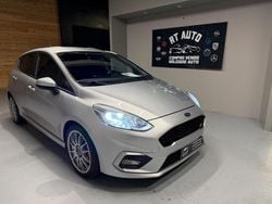 Argento Usata 2018 Ford Fiesta Vignale Tre volumi | 9900 € (Buon prezzo)