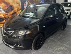 Nero Usata 2022 Lancia Ypsilon Gold Due volumi | 13.400 € (Cara)