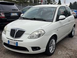 Bianco Usata 2010 Lancia Ypsilon Due volumi | 4990 € (Buon prezzo)