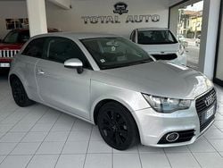 Grigio Usata 2011 Audi A1 Ambition Due volumi | 7600 € (Ottimo prezzo)