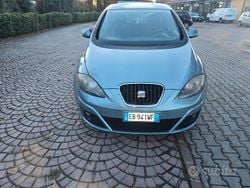 Verde Usata 2010 Seat Altea Style Monovolume | 2400 €