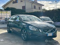 Grigio Usata 2011 Volvo V60 R-Design Station wagon | 5700 € (Buon prezzo)