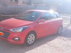 Rosso Usata 2020 Hyundai i20 Tre volumi | 9400 € (Ottimo prezzo)