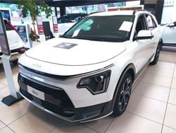 Bianco Usata 2024 Kia Niro SUV | 27.850 € (Super prezzo)