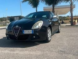Nero Usata 2011 Alfa Romeo Giulietta Due volumi | 6500 € (Cara)