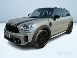 Grigio metallizzato Usata 2021 Mini Cooper D Countryman Classic SUV | 26.400 € (Buon prezzo)
