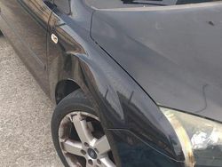 Nero Usata 2006 Ford Focus S Station wagon | 1499 € (Super prezzo)