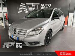 Argento Usata 2013 Mercedes B180 Executive Monovolume | 9500 € (Buon prezzo)