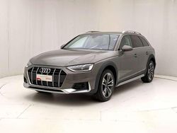 Arancione Usata 2023 Audi A4 Allroad Business Station wagon | 43.900 € (Molto cara)
