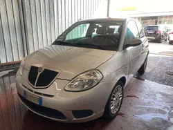 Grigio Usata 2010 Lancia Ypsilon Due volumi | 2990 € (Buon prezzo)