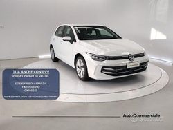 Bianco Nuova 2025 VW Golf VIII Style Tre volumi | 36.800 € (Buon prezzo)
