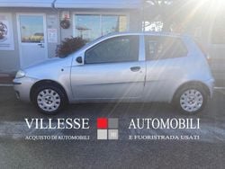 Argento Usata 2009 Fiat Punto Tre volumi | 1400 € (Buon prezzo)