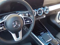 Usata 2021 Mercedes GLB180 SUV | 35.900 € (Cara)