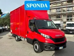 Rosso Usata 2021 Iveco Daily Due volumi | 18.500 € (Ottimo prezzo)