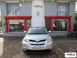Grigio chiaro Usata 2012 Toyota Urban Cruiser Lounge SUV | 8700 € (Buon prezzo)
