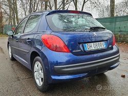 Usata 2007 Peugeot 207 | 2750 € (Buon prezzo)