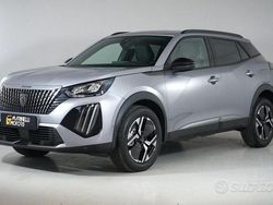 Argento Usata 2024 Peugeot 2008 Allure SUV | 21.500 € (Cara)