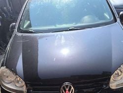 Usata 2007 VW Golf V Sportline Tre volumi | 1790 € (Buon prezzo)