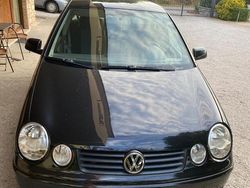 Nero Usata 2005 VW Polo Trendline Tre volumi | 1200 € (Buon prezzo)