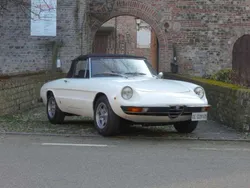 Usata 1971 Alfa Romeo GT Junior Cabrio | 21.900 €
