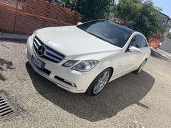 Bianco Usata 2009 Mercedes E350 Avantgarde Coupé | 11.850 €