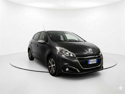 Grigio Usata 2017 Peugeot 208 Allure Due volumi | 8900 € (Buon prezzo)