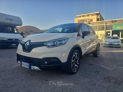 Usata 2017 Renault Captur SUV | 9999 € (Buon prezzo)