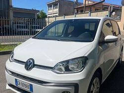 Bianco Usata 2020 VW up! Highline Due volumi | 9900 € (Ottimo prezzo)