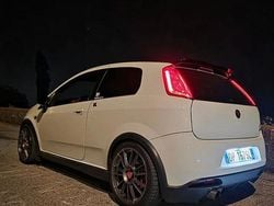 Bianco Usata 2008 Abarth Grande Punto Due volumi | 11.500 € (Buon prezzo)
