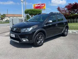 Nero Usata 2017 Dacia Sandero Stepway Due volumi | 7900 € (Buon prezzo)
