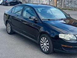 Usata 2006 VW Passat Comfortline Tre volumi | 2900 € (Ottimo prezzo)