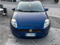 Usata 2007 Fiat Grande Punto Due volumi | 4000 € (Cara)