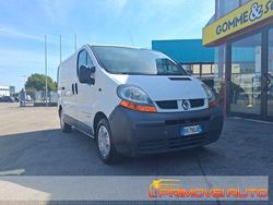 Bianco Usata 2003 Renault Trafic Monovolume | 6000 € (Molto cara)