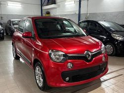 Rosso Usata 2017 Renault Twingo Due volumi | 8499 € (Ottimo prezzo)
