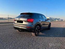 Verde Usata 2018 Audi Q2 S-Line SUV | 17.500 €