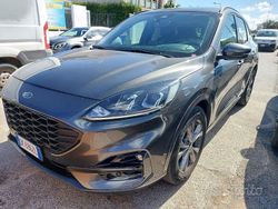 Grigio Usata 2022 Ford Kuga ST-Line SUV | 18.800 € (Ottimo prezzo)