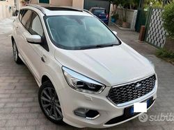 Usata 2018 Ford Kuga Vignale SUV | 16.500 € (Buon prezzo)