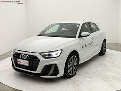 Bianco ghiaccio metallizzato Nuova 2025 Audi A1 S-Line | 29.000 € (Ottimo prezzo)