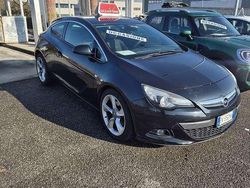 Usata 2012 Opel Astra GTC Cosmo Tre volumi | 2800 € (Super prezzo)